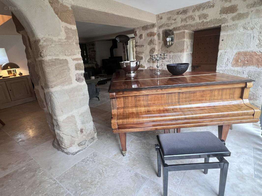 Maison à FIGEAC