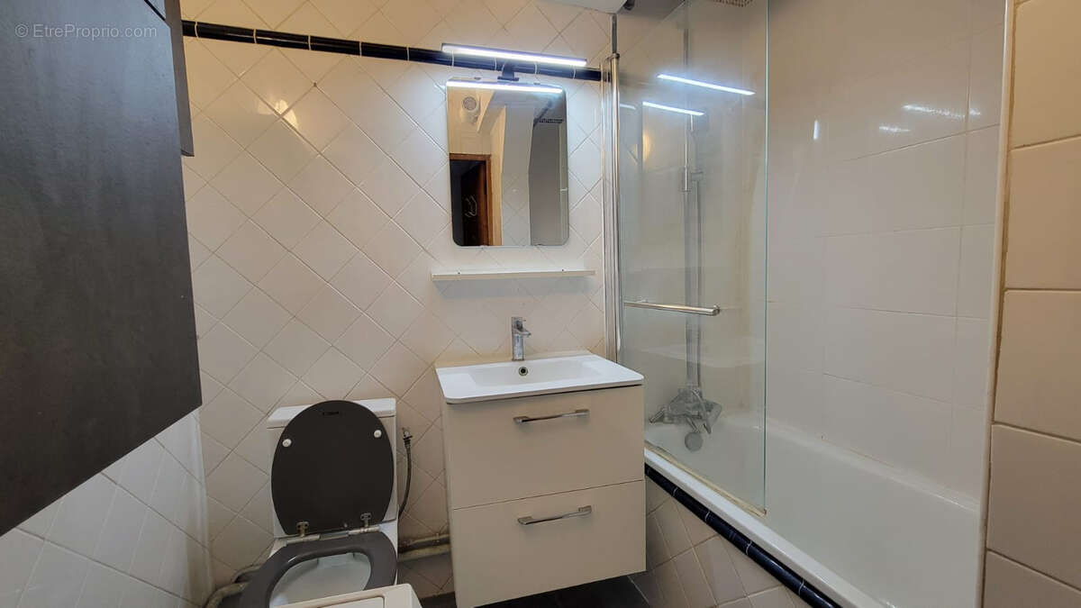 Appartement à PARIS-11E