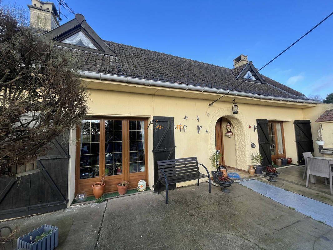 Maison à SANCOURT