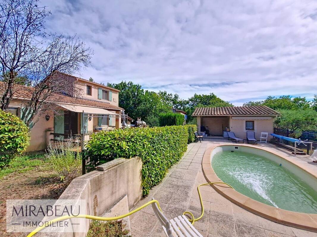 Maison à MIRABEAU