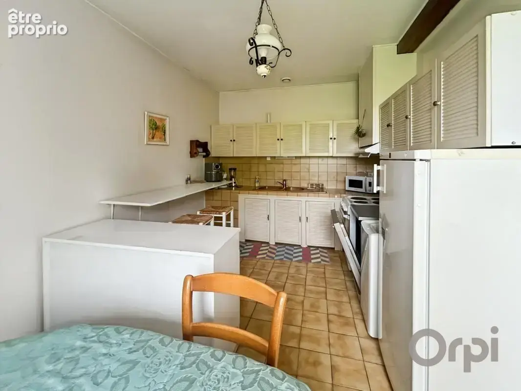Maison de ville avec deux chambres, jardin et parking - photo 5