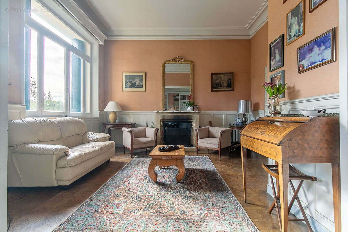 Maison à MARSEILLE-8E