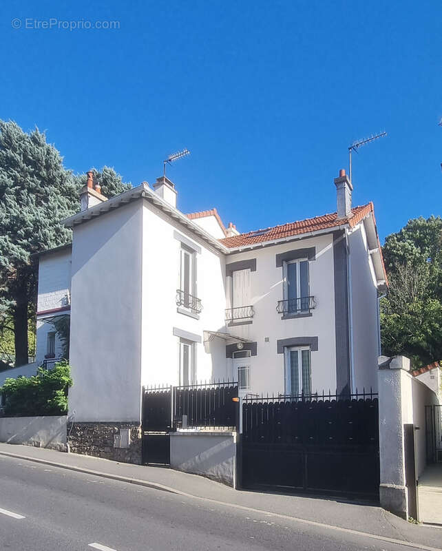 Maison à MONTMORENCY