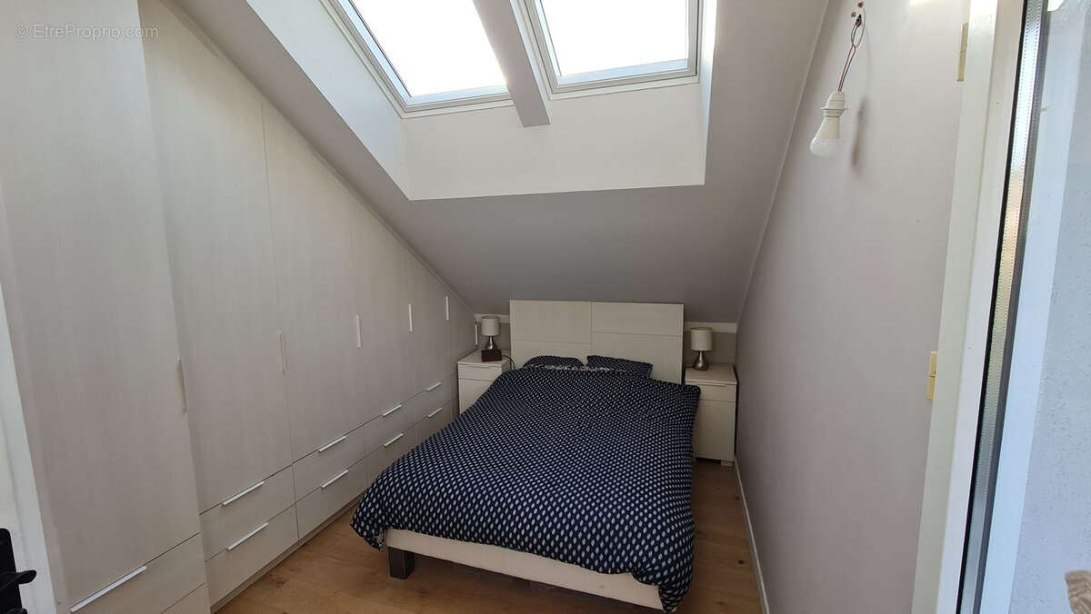 Maison à BURES-SUR-YVETTE