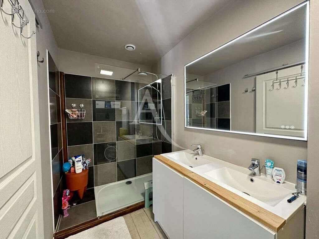 Appartement à GIGEAN