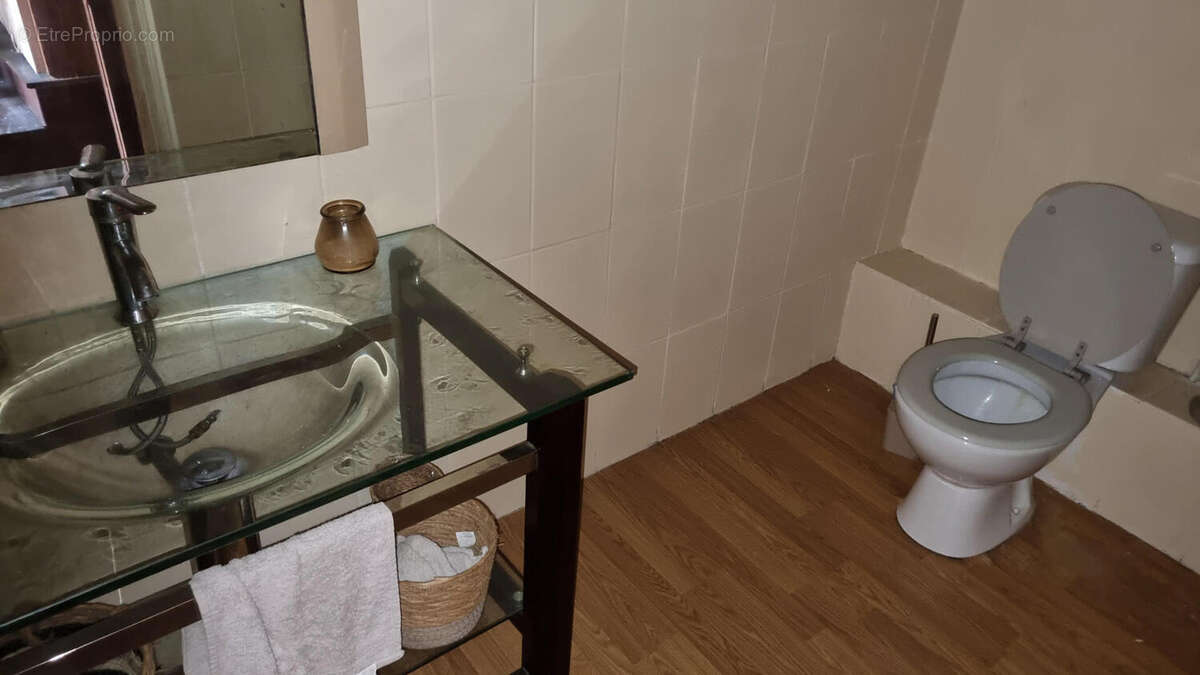 Commerce 80 m² à Saint-Pardoux-La-Riviere  - photo 5