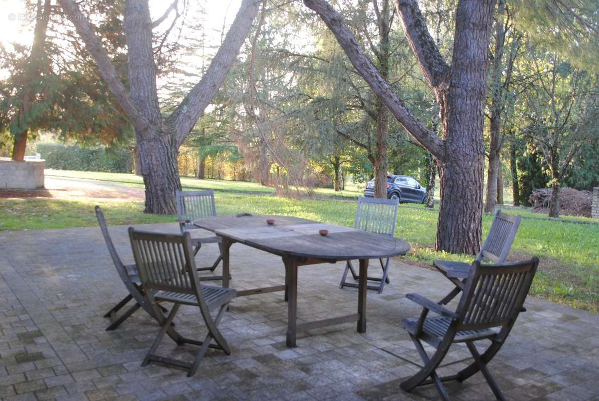 Maison à LA CHAPELLE