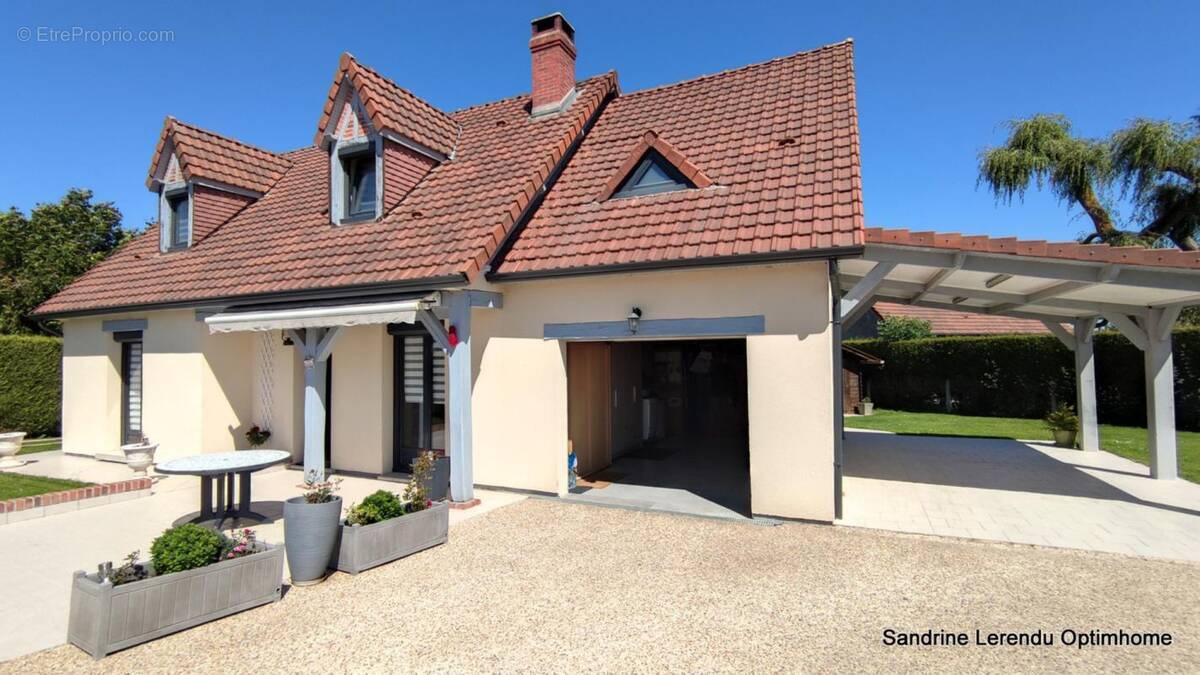 Maison à SAINT-OUEN-DU-TILLEUL