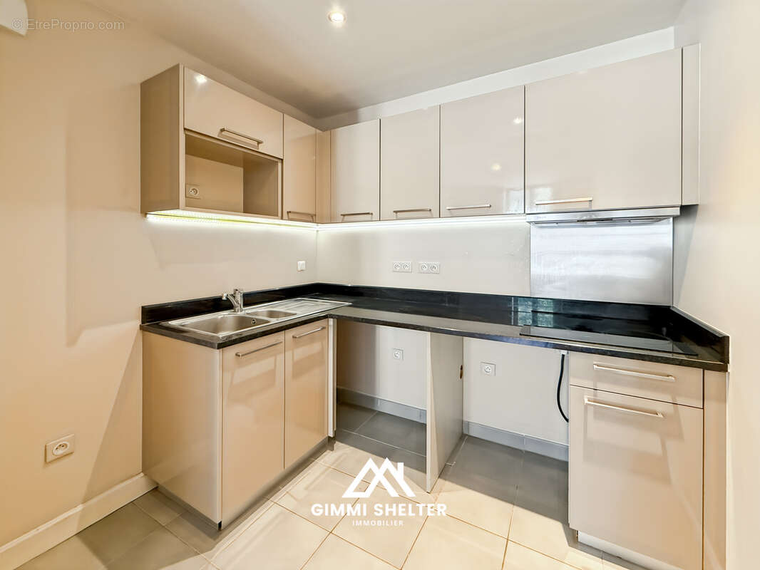ROYAT   T2 de standing face au Princesse Flore  44,92 m2  DPE C - photo 10