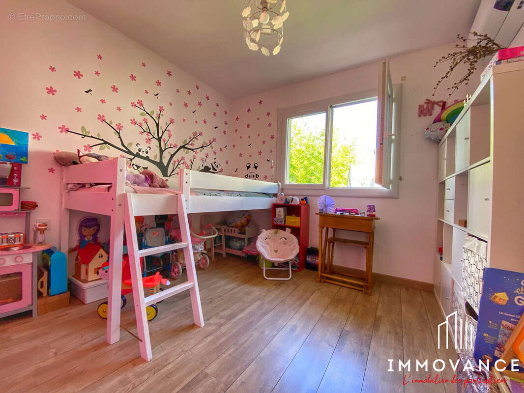 Maison à SUSSARGUES