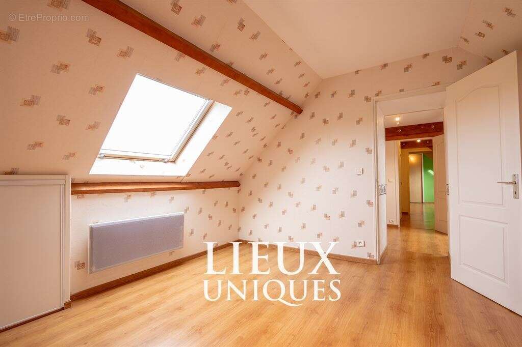 Maison à PRUNAY-CASSEREAU