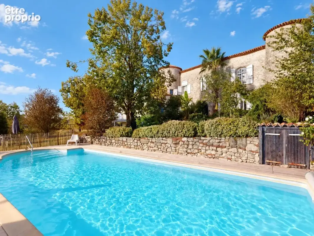 Photo Maison à Pujols au prix de 895 000€