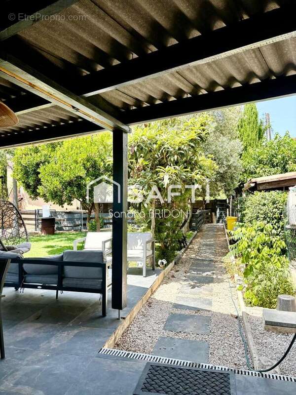 Appartement 64 m² à Marseille-15e  - photo 6