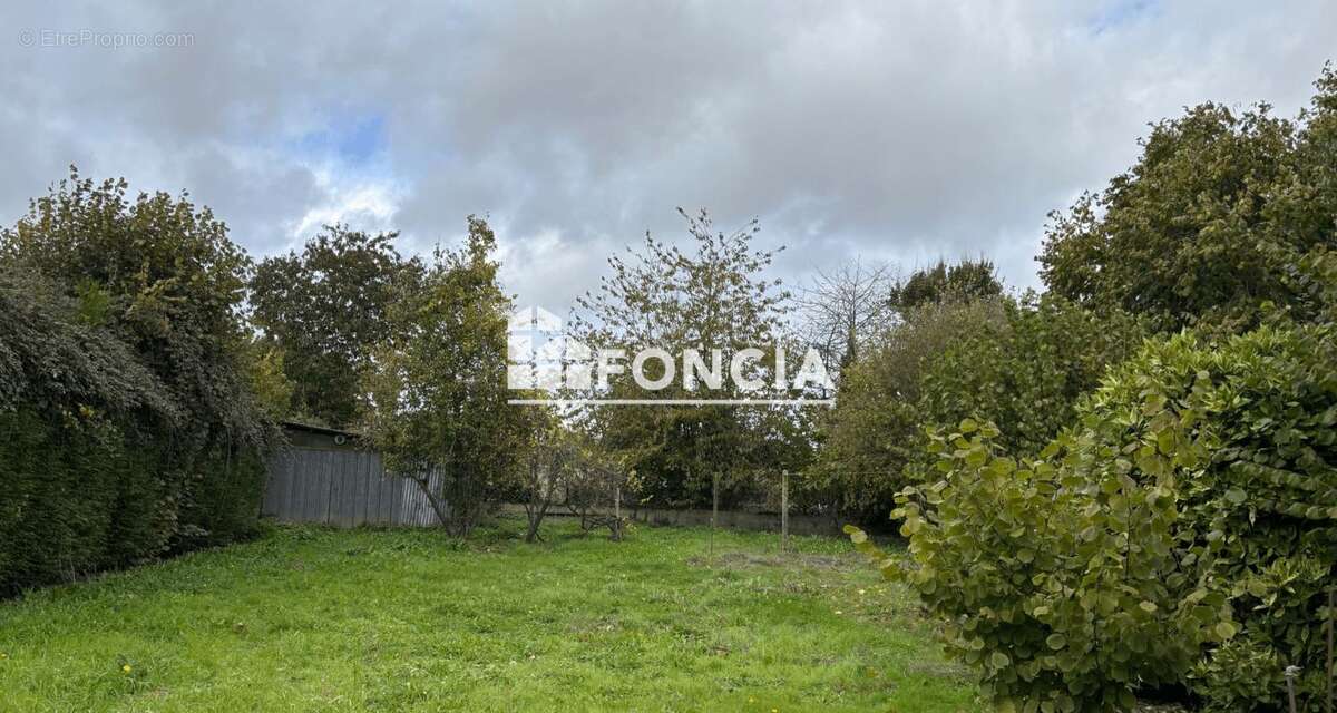 Maison à SAINT-JEAN-D'ASSE