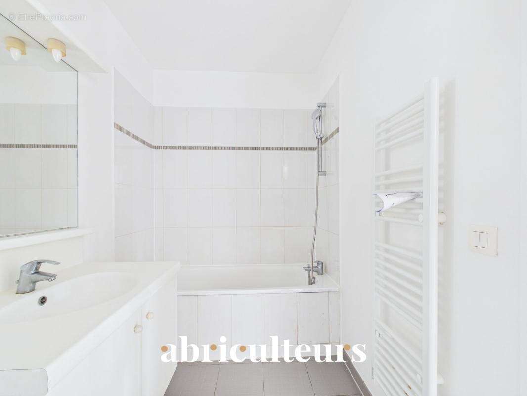 Appartement à SURVILLIERS