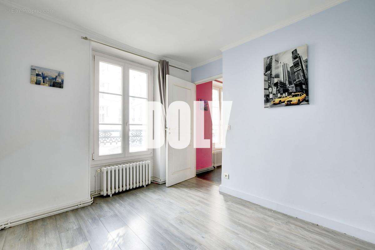 Appartement à PARIS-7E