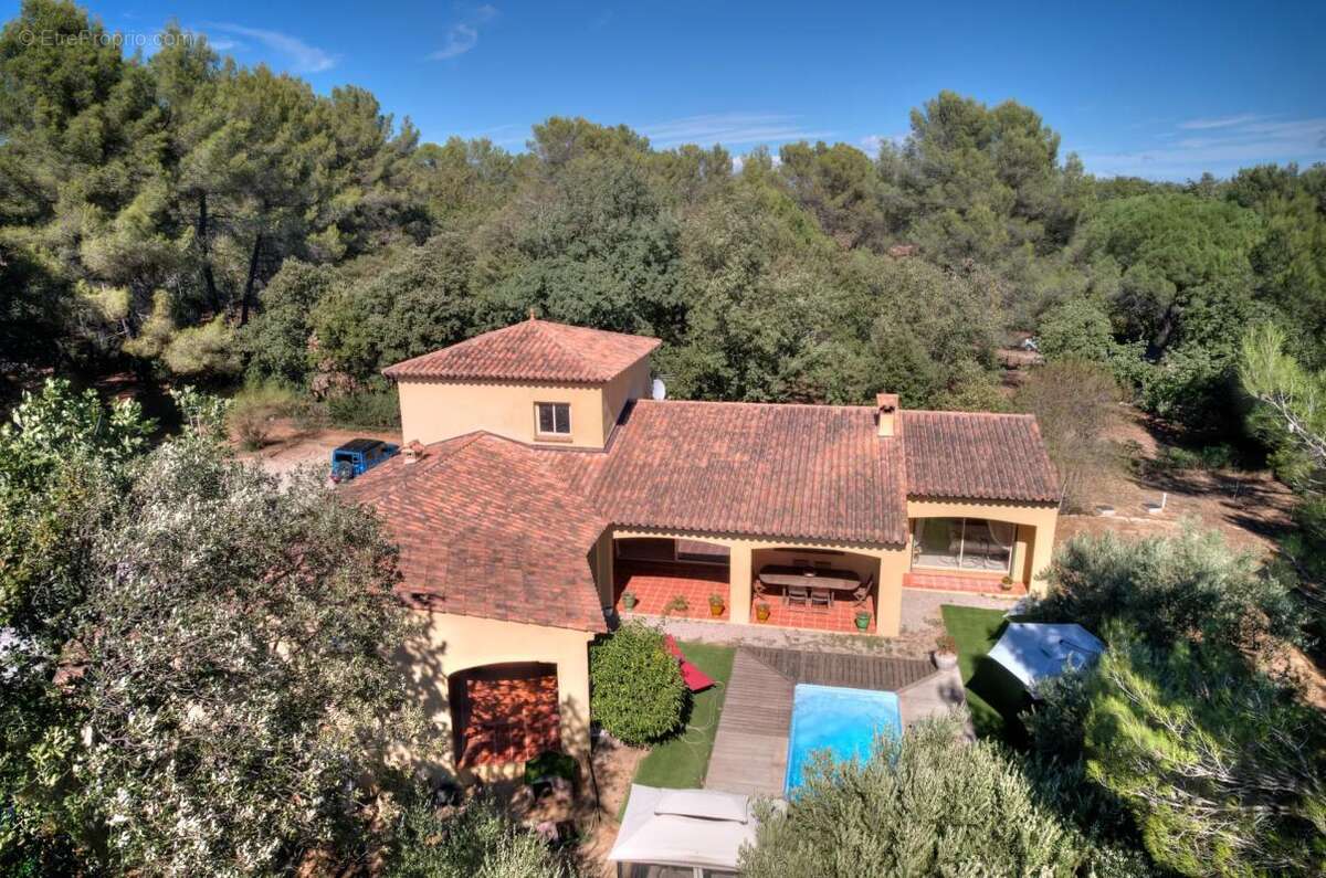 Maison à LA MOTTE