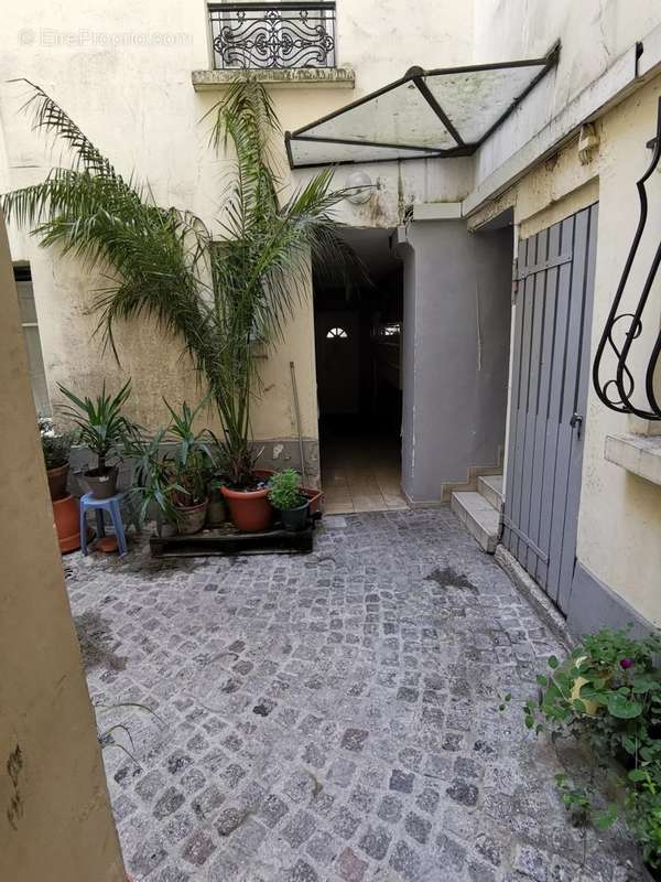 Appartement à PARIS-18E