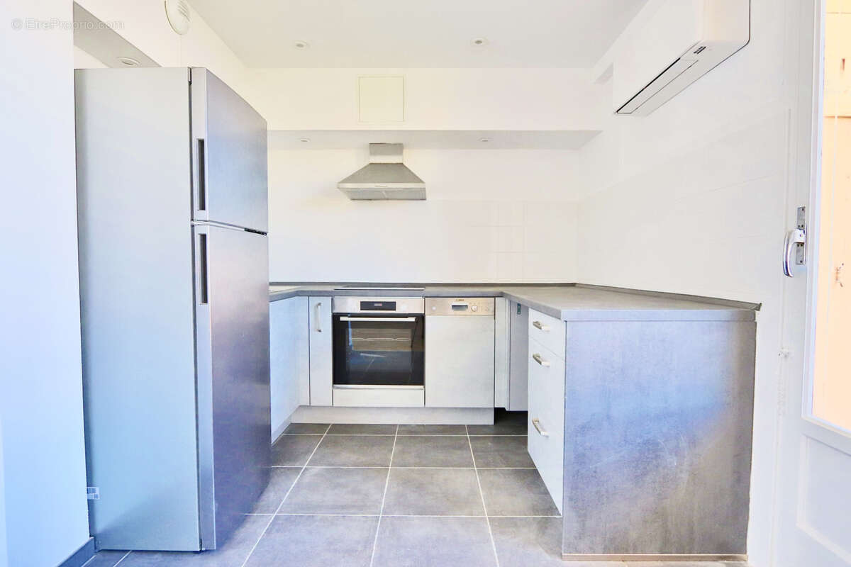 Appartement à SAINTE-FOY-LES-LYON