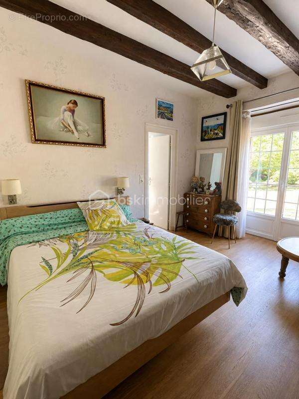 Élégante maison en pierre de 146 m² à Saint-Malo - photo 21