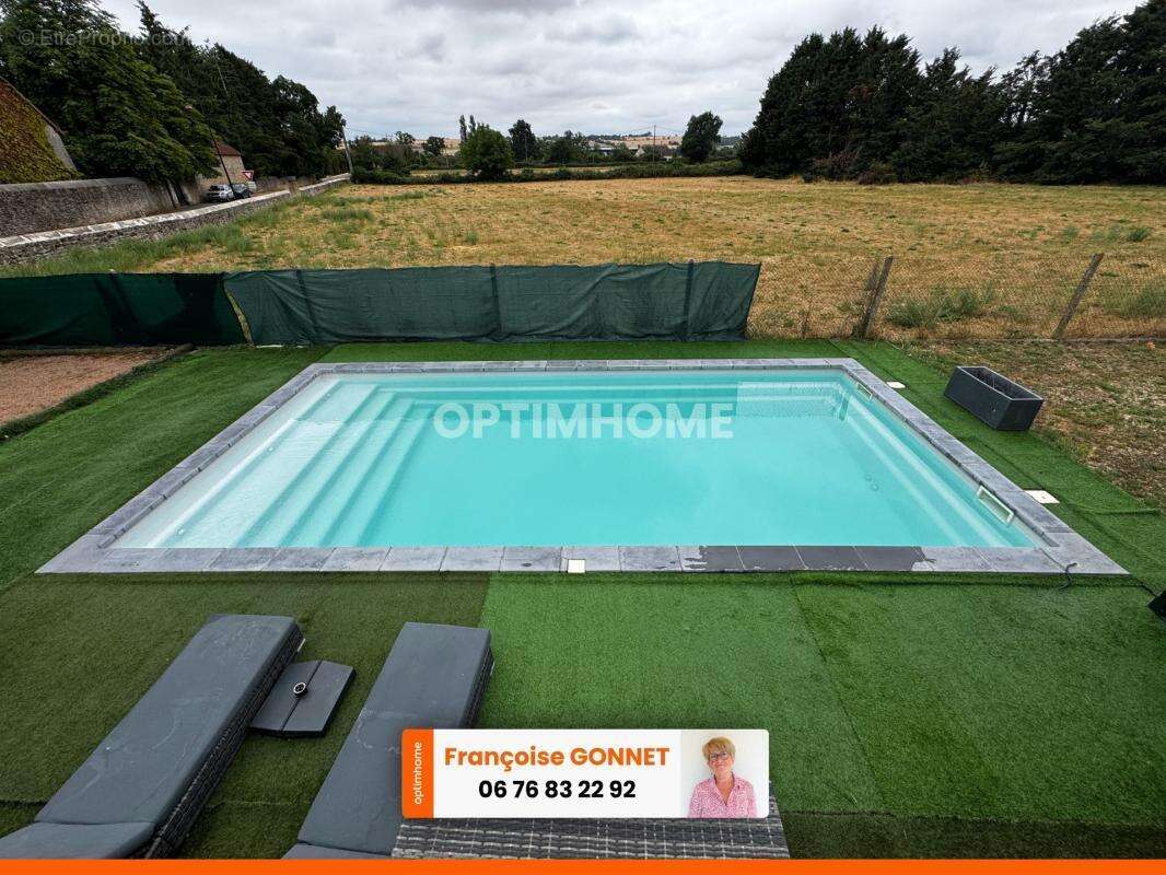 Maison 215 m² - 5 chambres - Terrain 4 200 m² - Piscine - 257 000 € - SAINT PIERRE LES ETIEUX - 18200 - photo 20