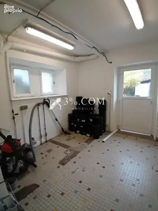 Immeuble professionnel avec appartement de fonction - photo 17
