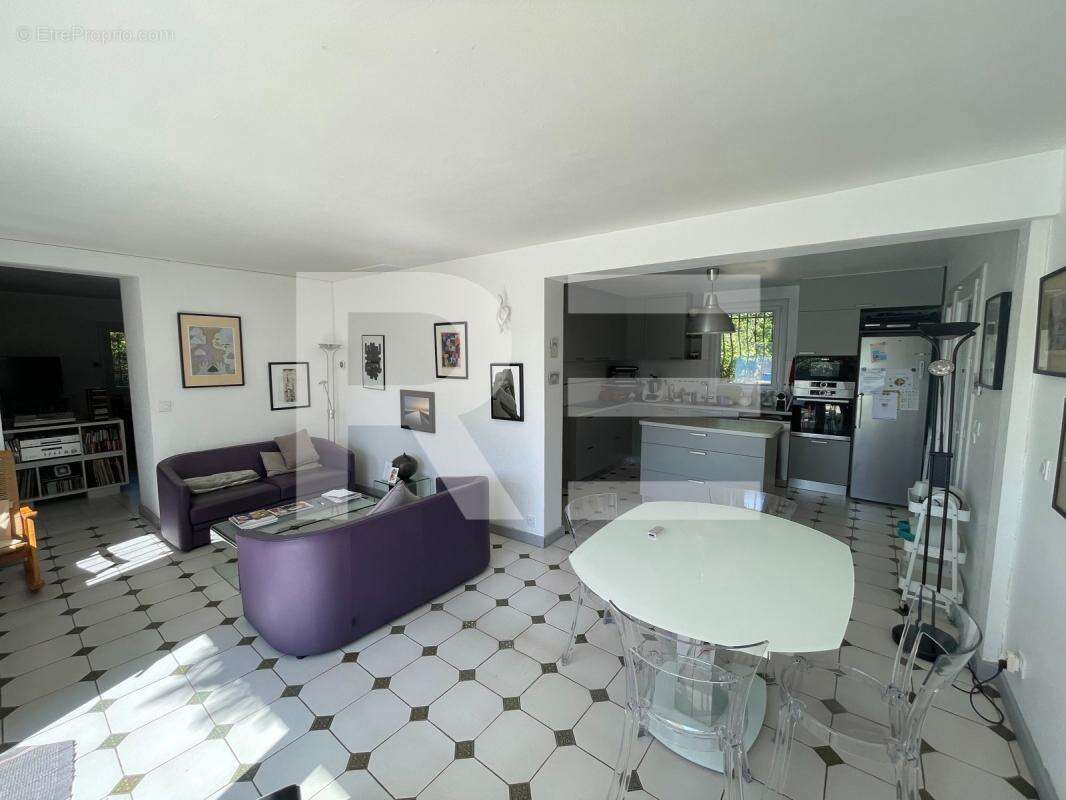 Maison à NIMES