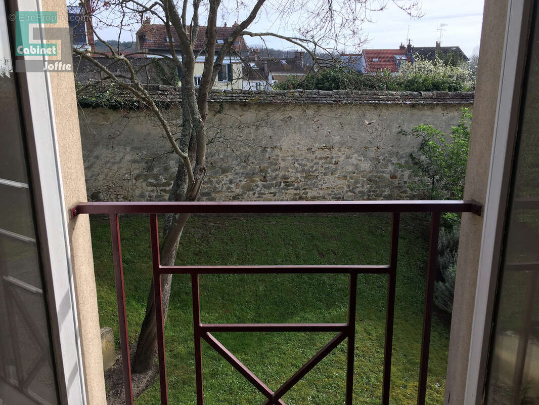 Appartement à FONTAINEBLEAU