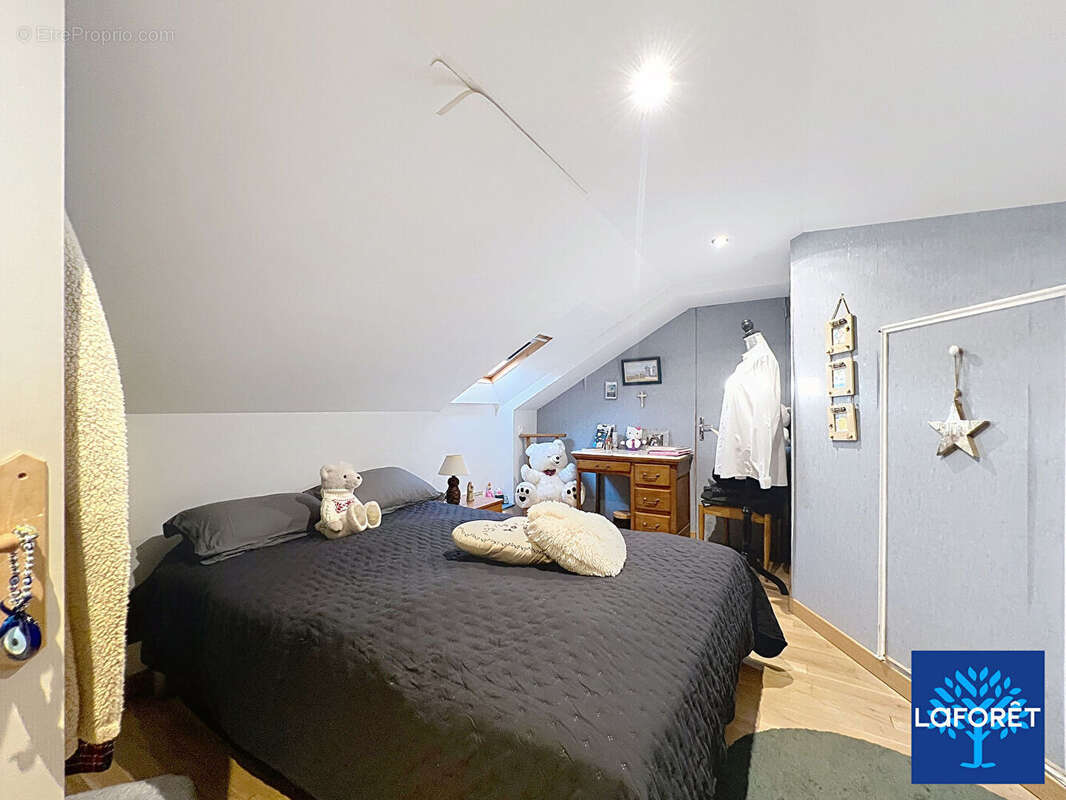 Maison  9 pièce(s) 210 m² - photo 12