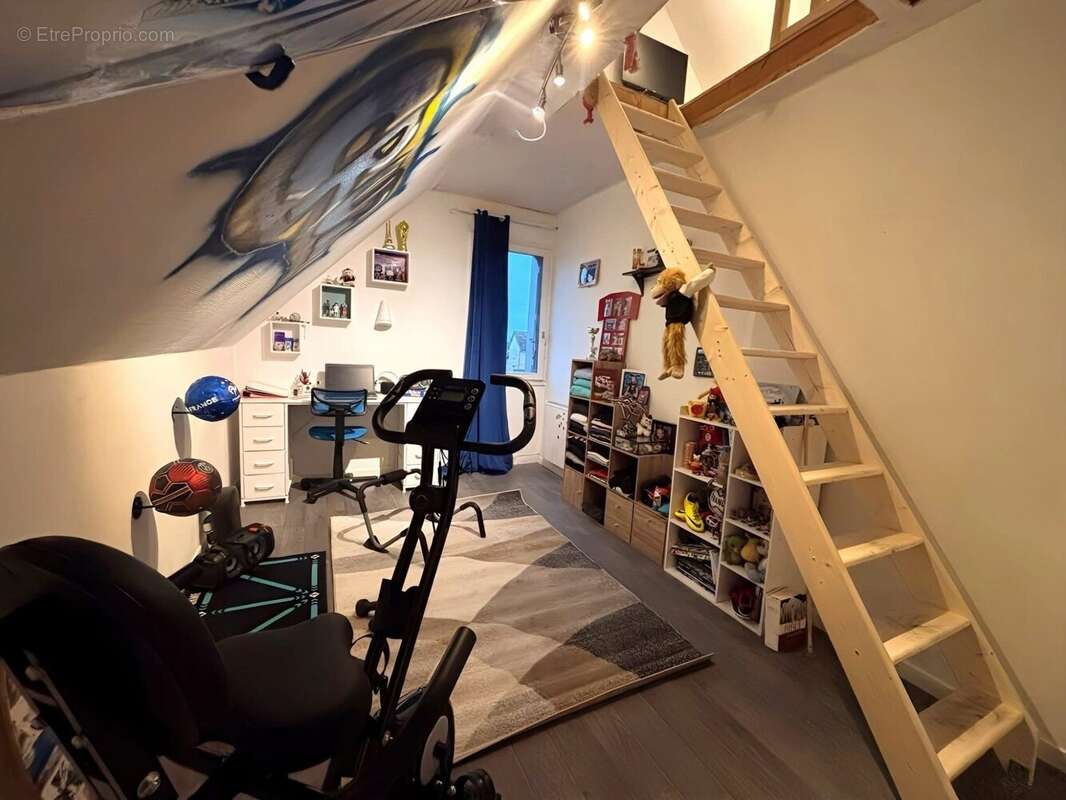 Maison à SAINT-PIERRE-SUR-DIVES