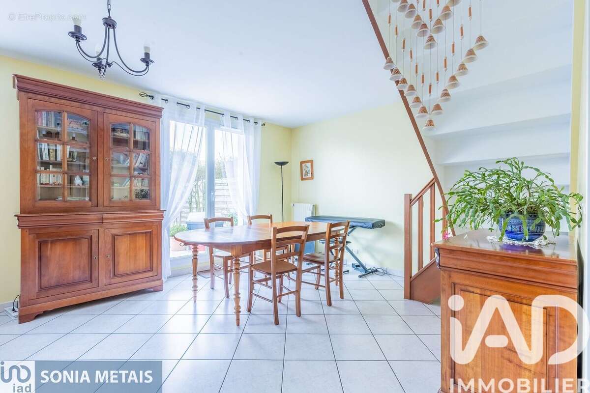 Photo 9 - Maison à MORANGIS