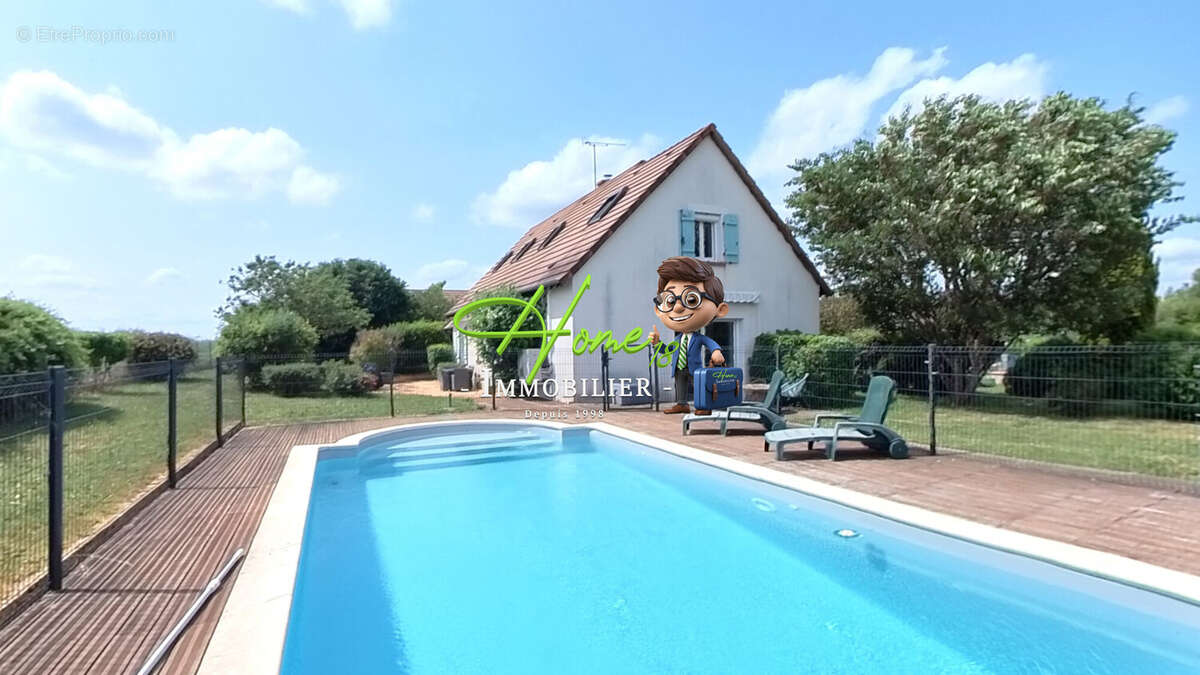 Maison à PLAIMPIED-GIVAUDINS