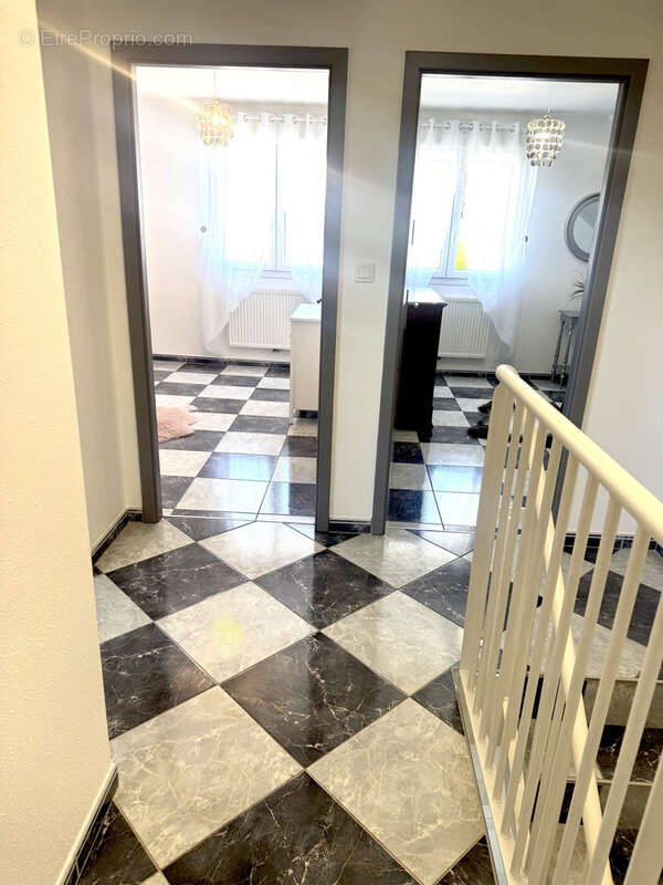 Appartement à BAVILLIERS