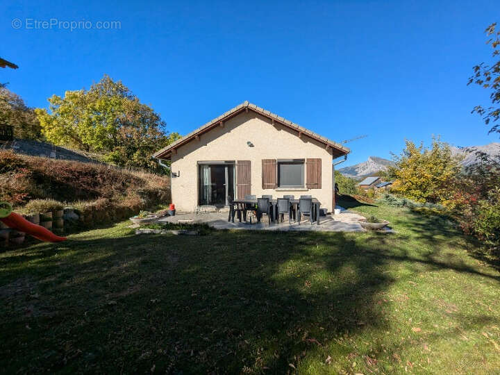 Maison à AGNIERES-EN-DEVOLUY