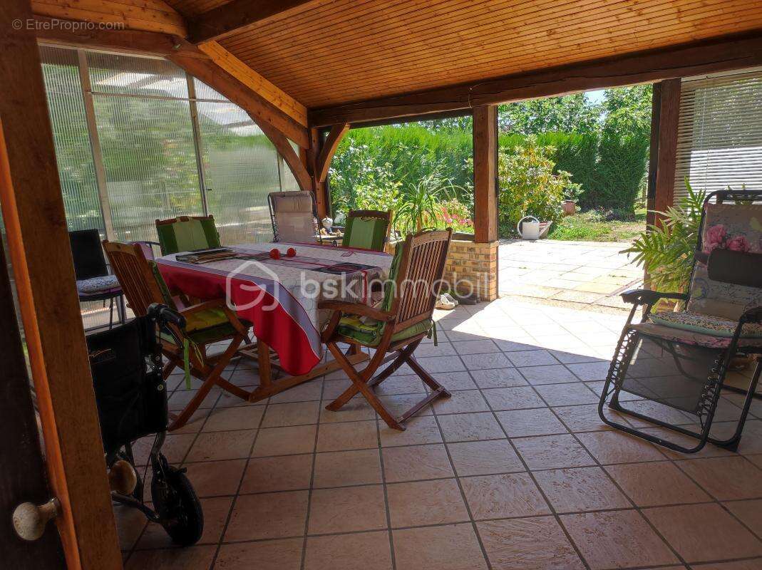 Maison à NEUVY-SAUTOUR