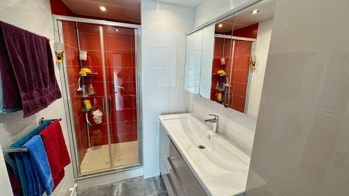 Appartement à ENGHIEN-LES-BAINS