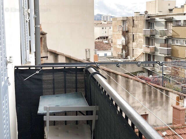 Appartement à MARSEILLE-5E