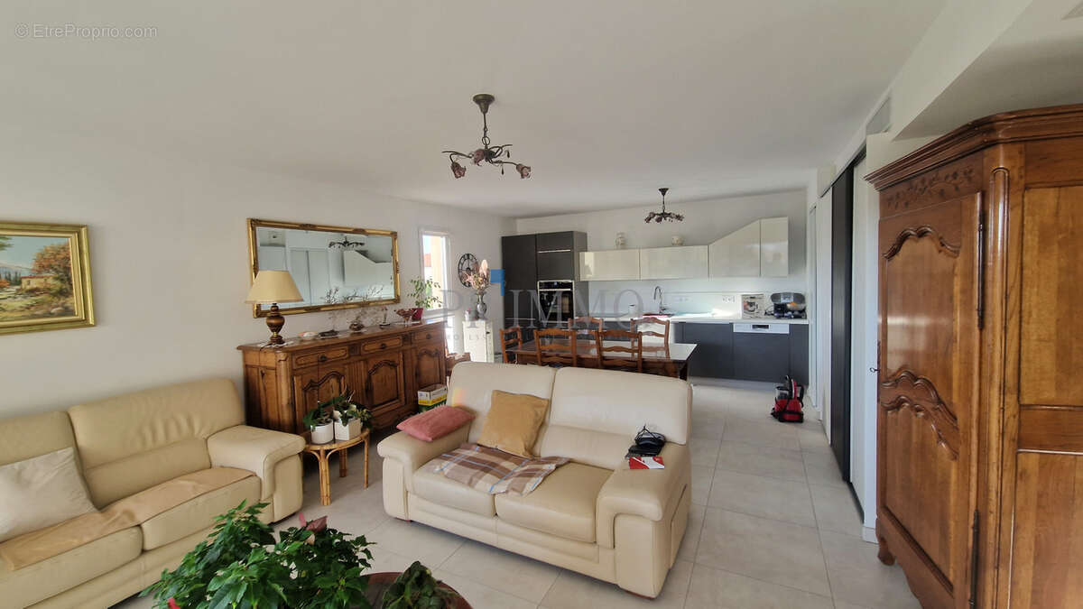 Appartement à SAINT-RAPHAEL