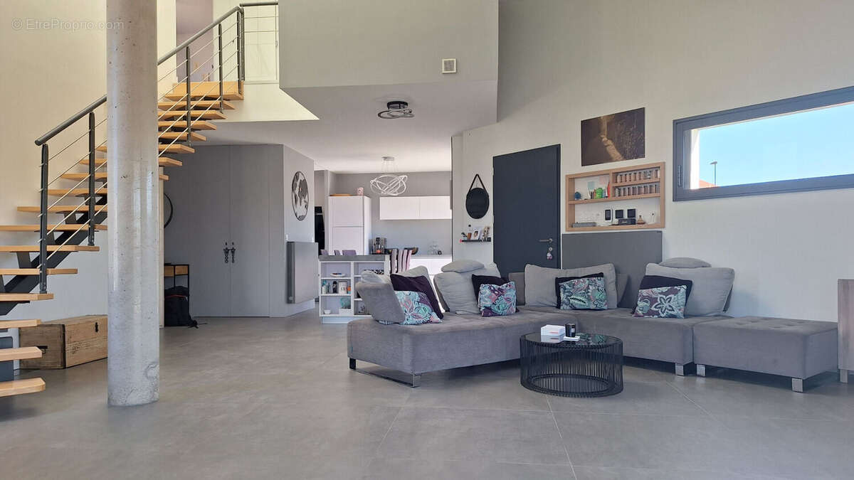 Maison Cournon D Auvergne 5 pièce(s) 132 m2 - photo 7
