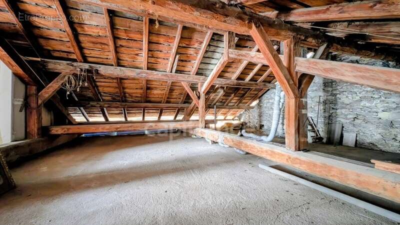 Maison à SAINT-MARTIN-DE-BELLEVILLE