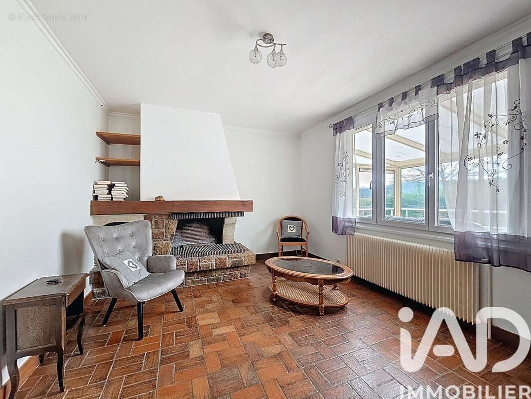 Photo 3 - Maison à LACHAPELLE-AUX-POTS