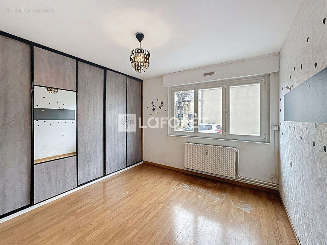 Appartement à GRAY