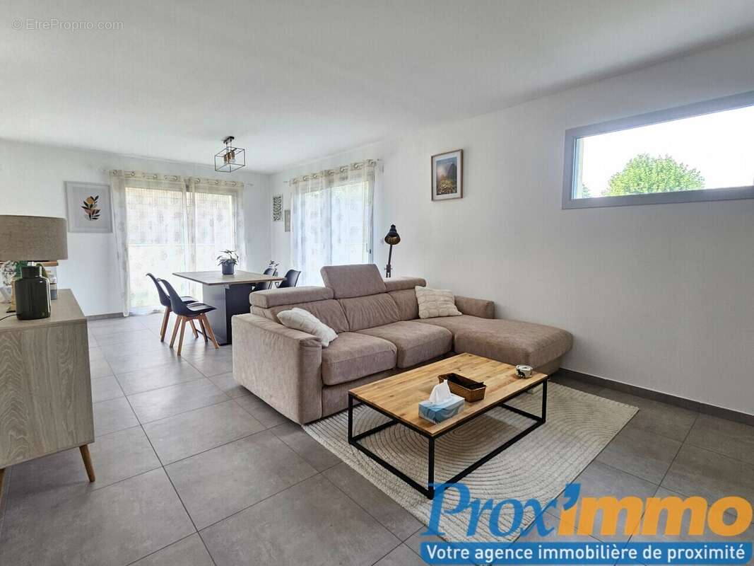 Maison à CHARAVINES