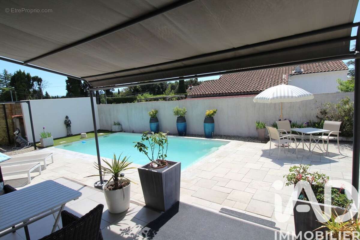 Photo 3 - Maison à L'ISLE-SUR-LA-SORGUE