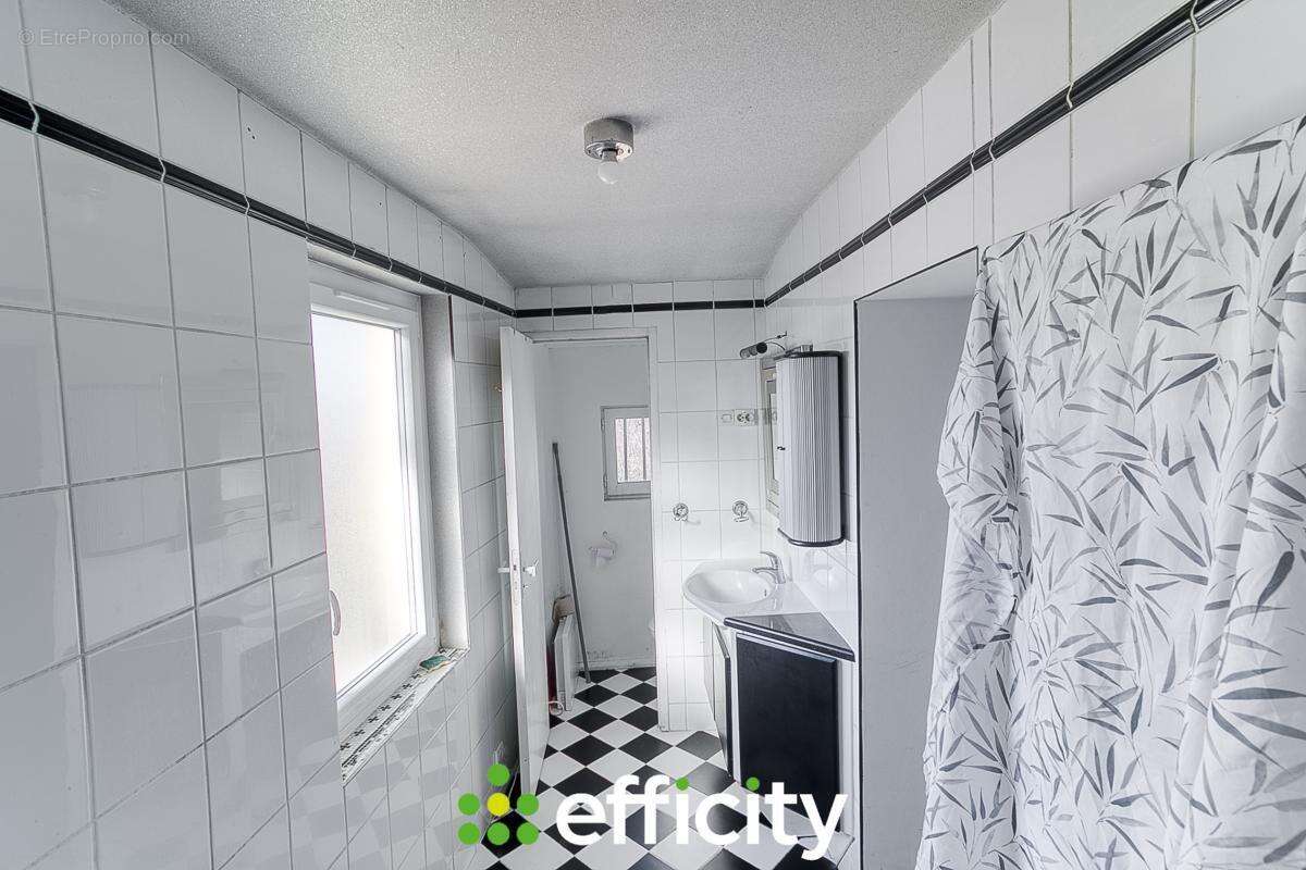 Maison à CHASSE-SUR-RHONE