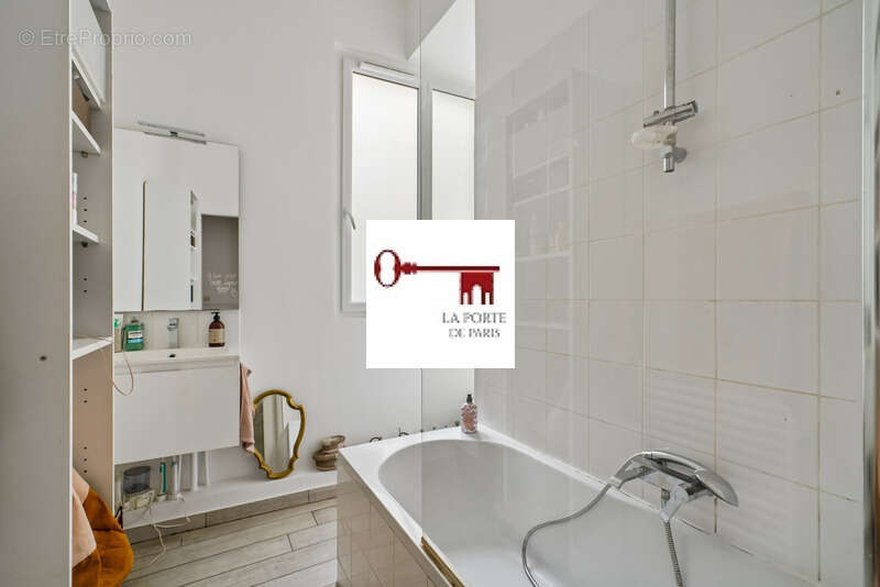 Appartement à PARIS-3E