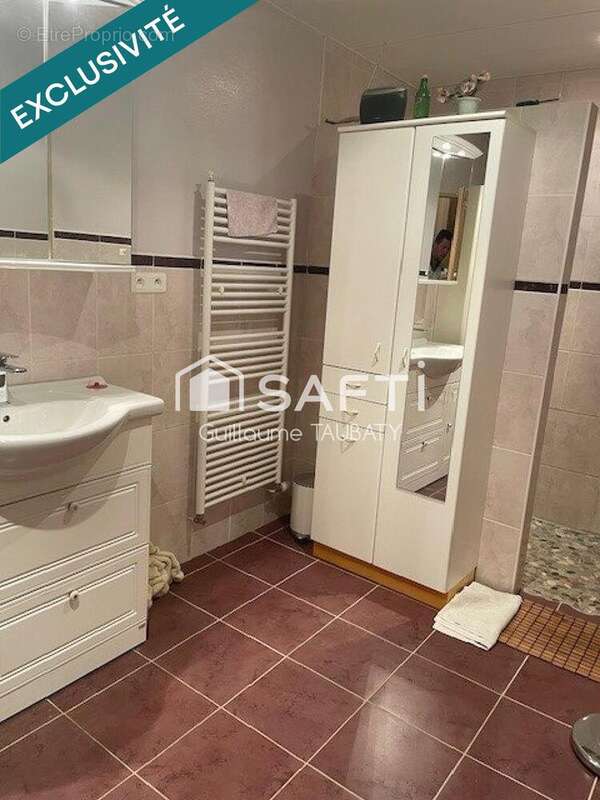 Photo 8 - Maison à REUGNEY