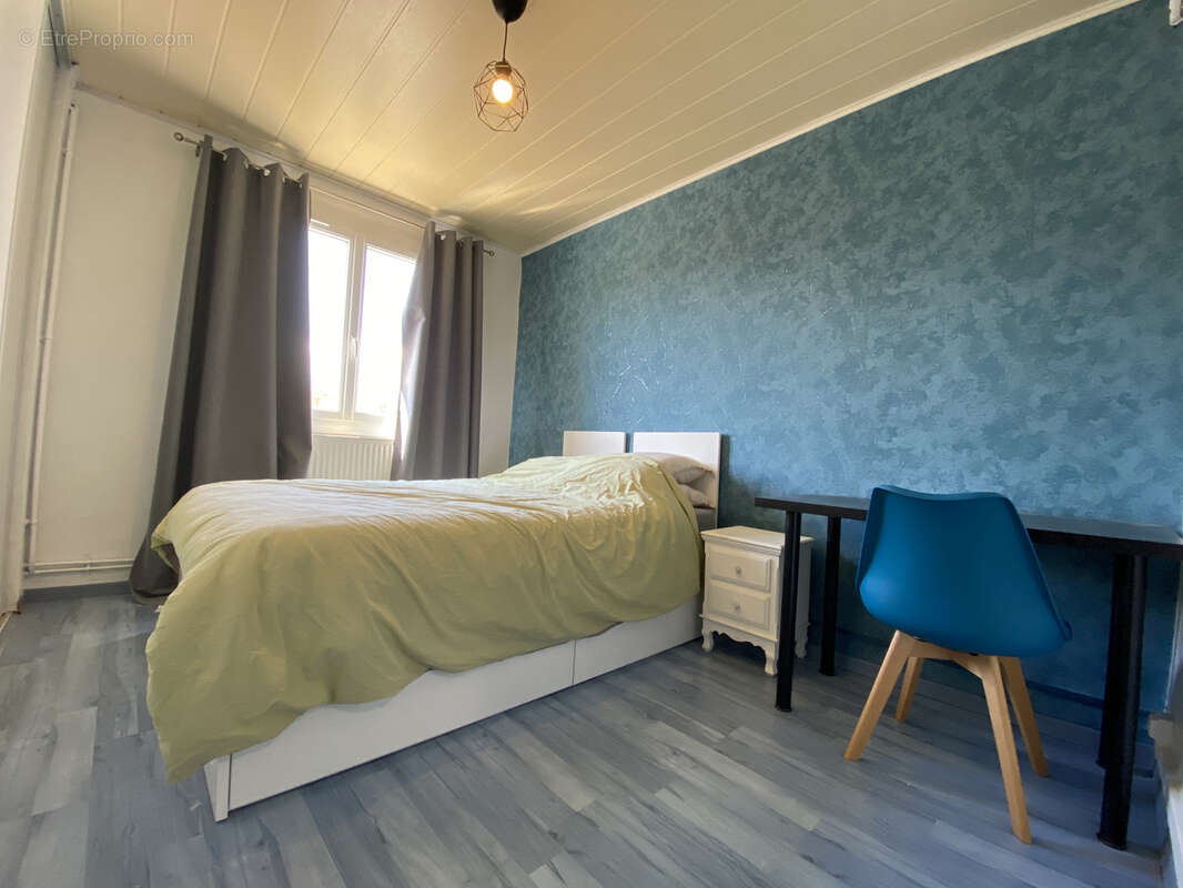 Appartement à SAINT-MARTIN-D'HERES