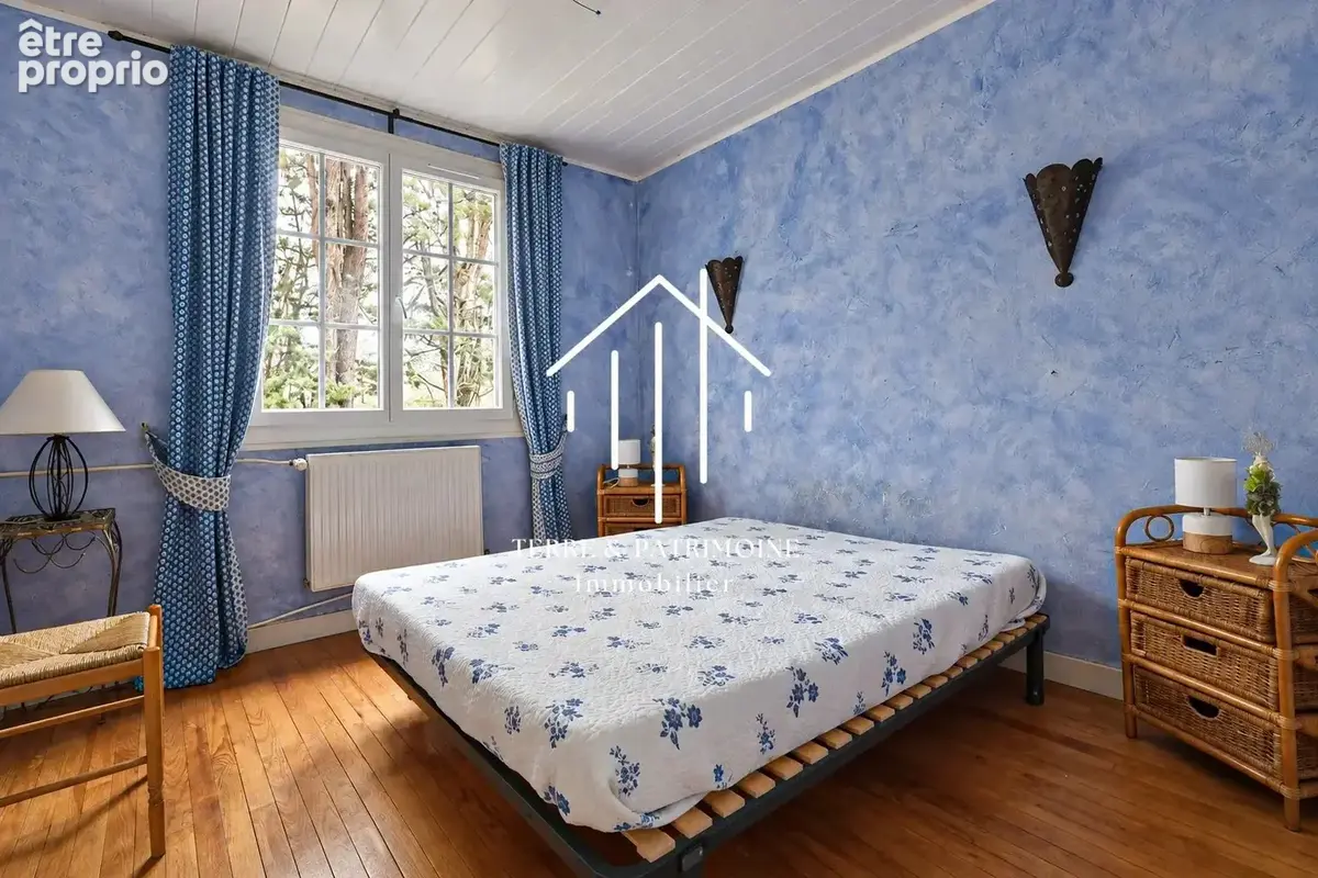 Villa avec piscine et garage. - photo 9