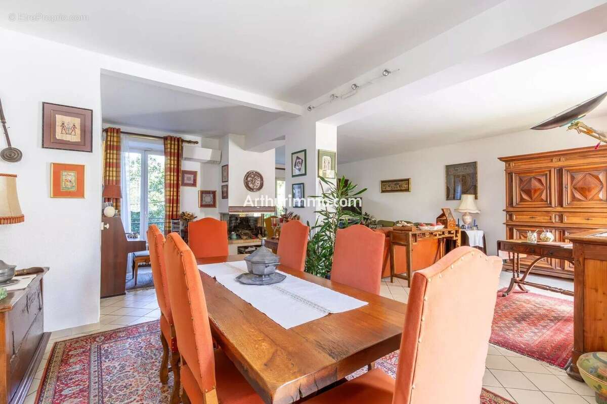 Maison à SUCY-EN-BRIE